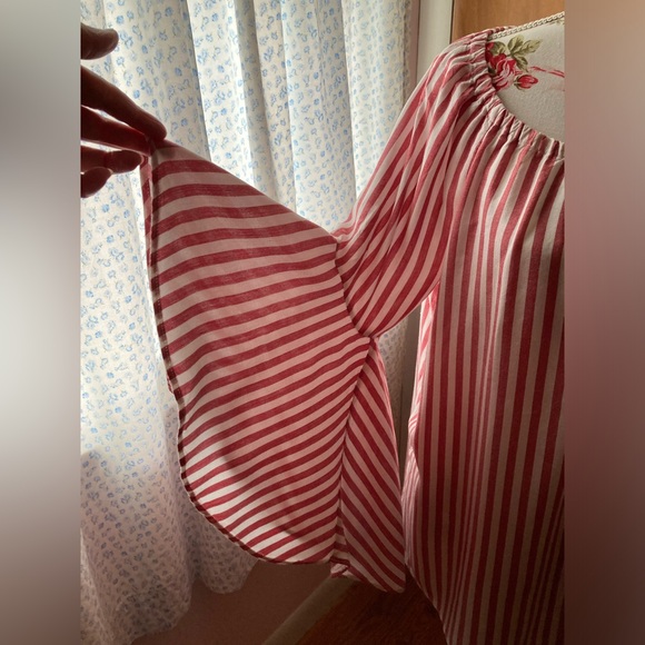 Fever - Red and White Striped Flutter Sleeve Top - SZ L - Picture 2 of 9
